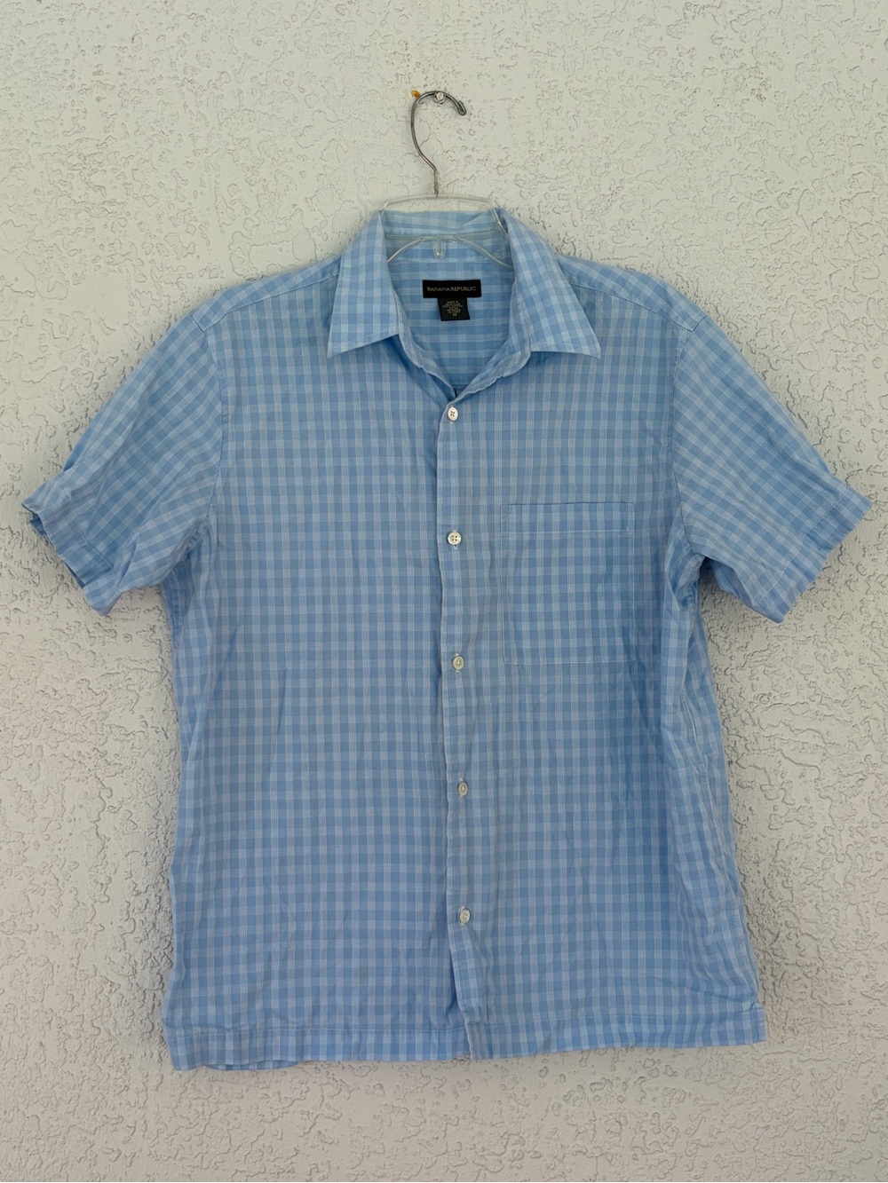 Banana Republic Light Blue Gingham Short-Sleeve Button-Down Shirt
